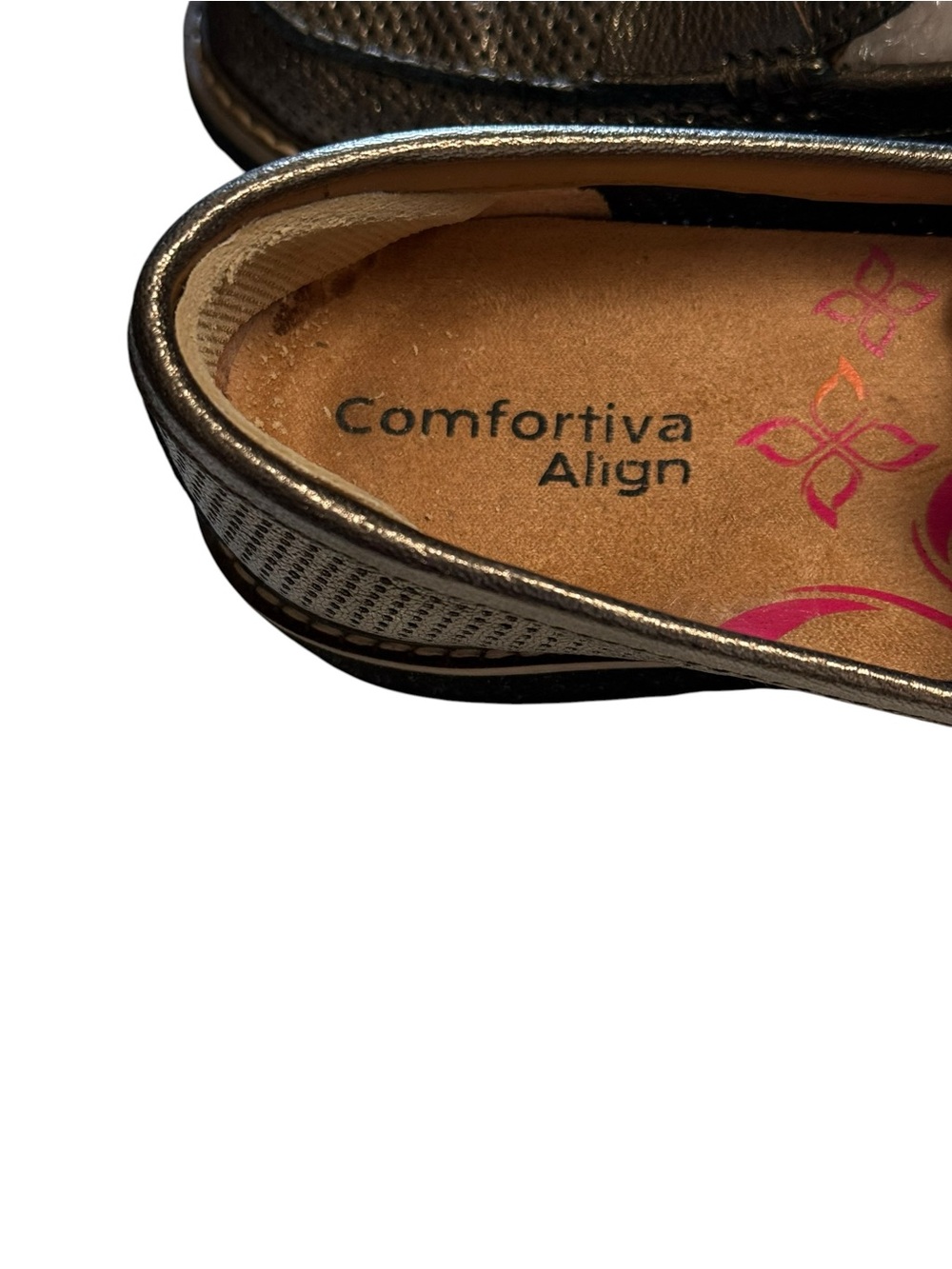 Comfortiva Align Metallic Pewter Perforated Leather Loafers Comfort Shoes 8.5-9 - Picture 4 of 7